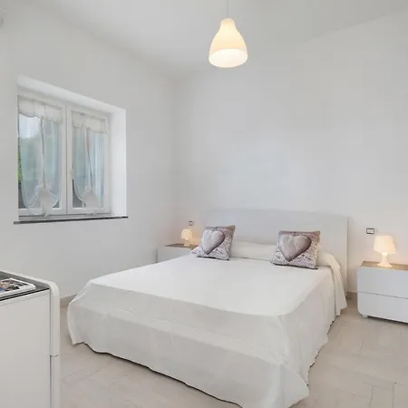 Amore Rentals - Casa Alyssa Casa vacanze SantʼAgata sui Due Golfi